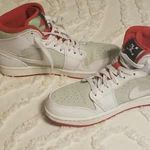 The Air Jordan 1 Retro ‘Hare’ from 2009